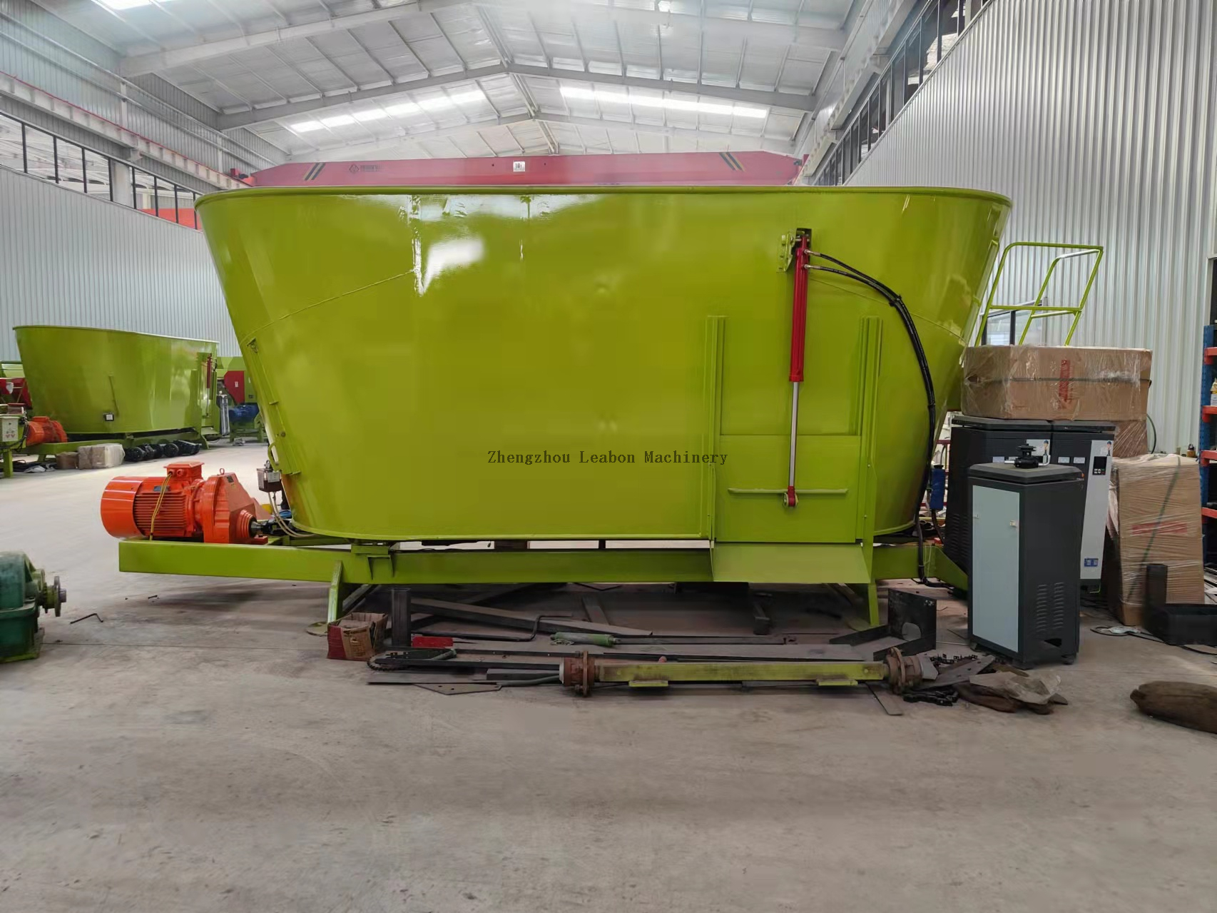 Powerful Vertical type TMR 8 Cubic Meter TMR Mixer for Cow Farm Double Auger Cattle Feed Mixer